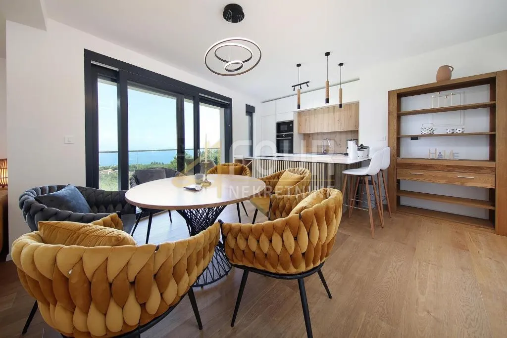 Stan - Opatija - Okolica, 109m2