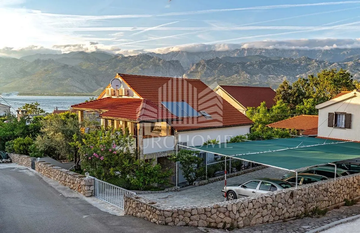 Kuća - Posedarje, 200m2