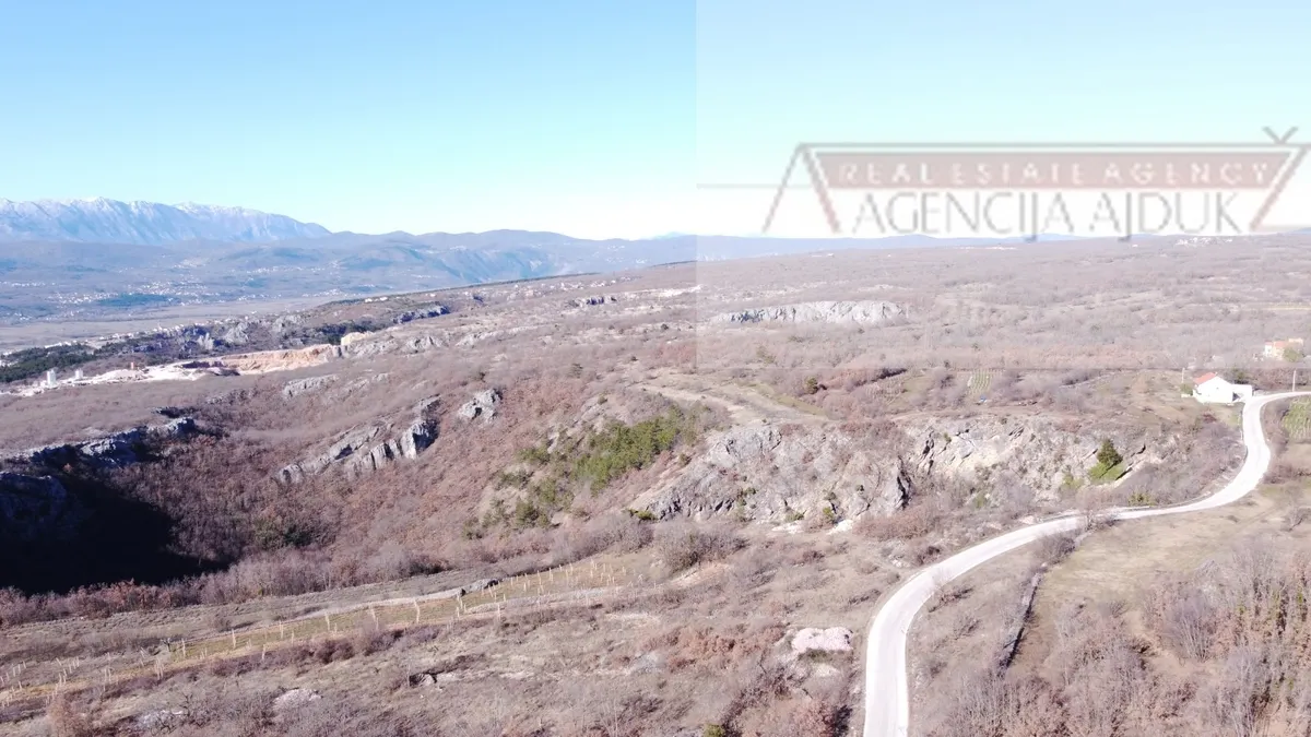 Zemljište - Imotski, 900m2