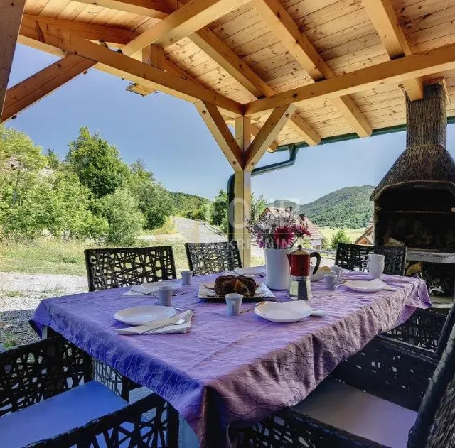 Kuća - Mrkopalj, 150m2