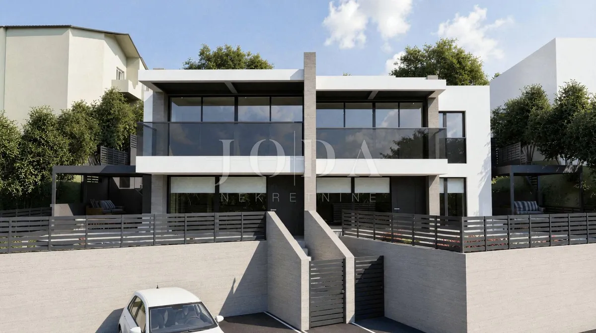 House - Crikvenica, 180m2