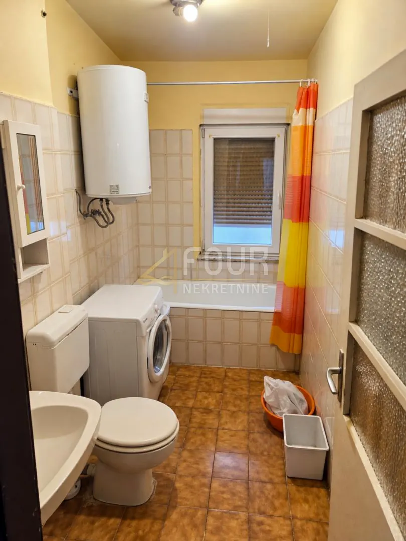 Stan - Pula, 64m2