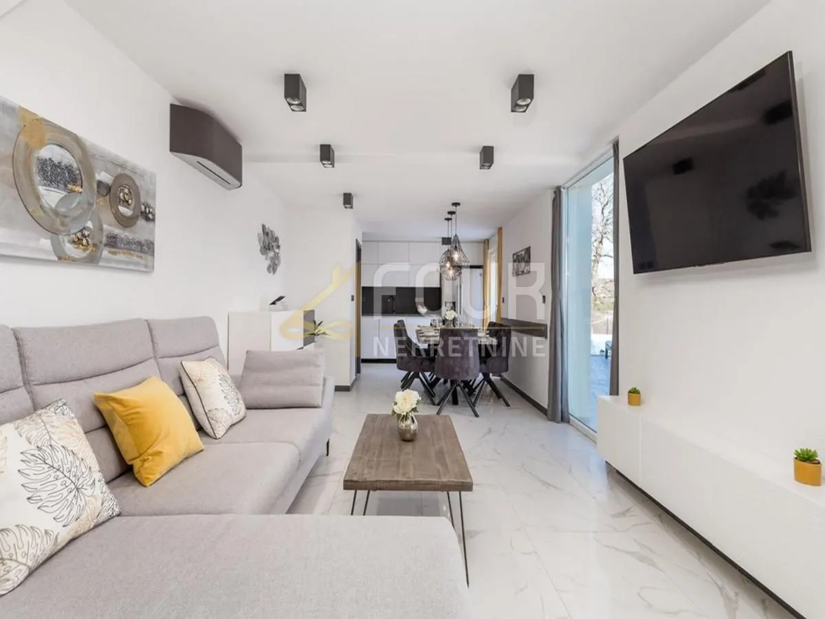 Kuća - Opatija - Okolica, 180m2