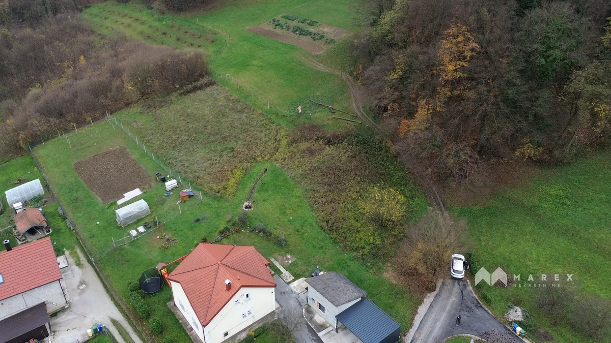 Zemljište - Krapina, 2327m2
