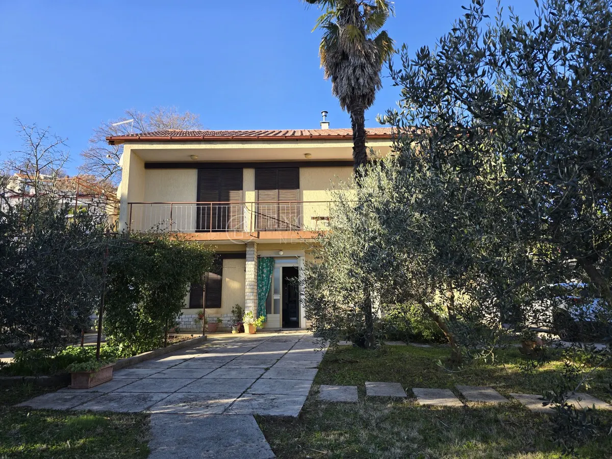 House - Lovran, 220m2