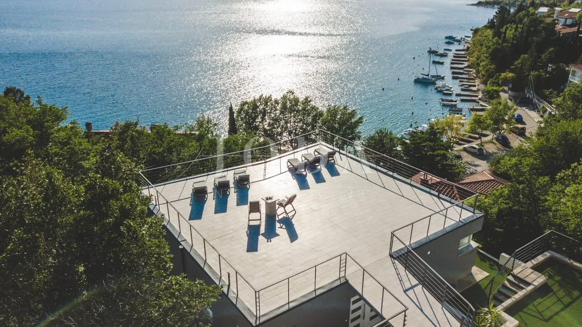 Kuća - Crikvenica, 230m2