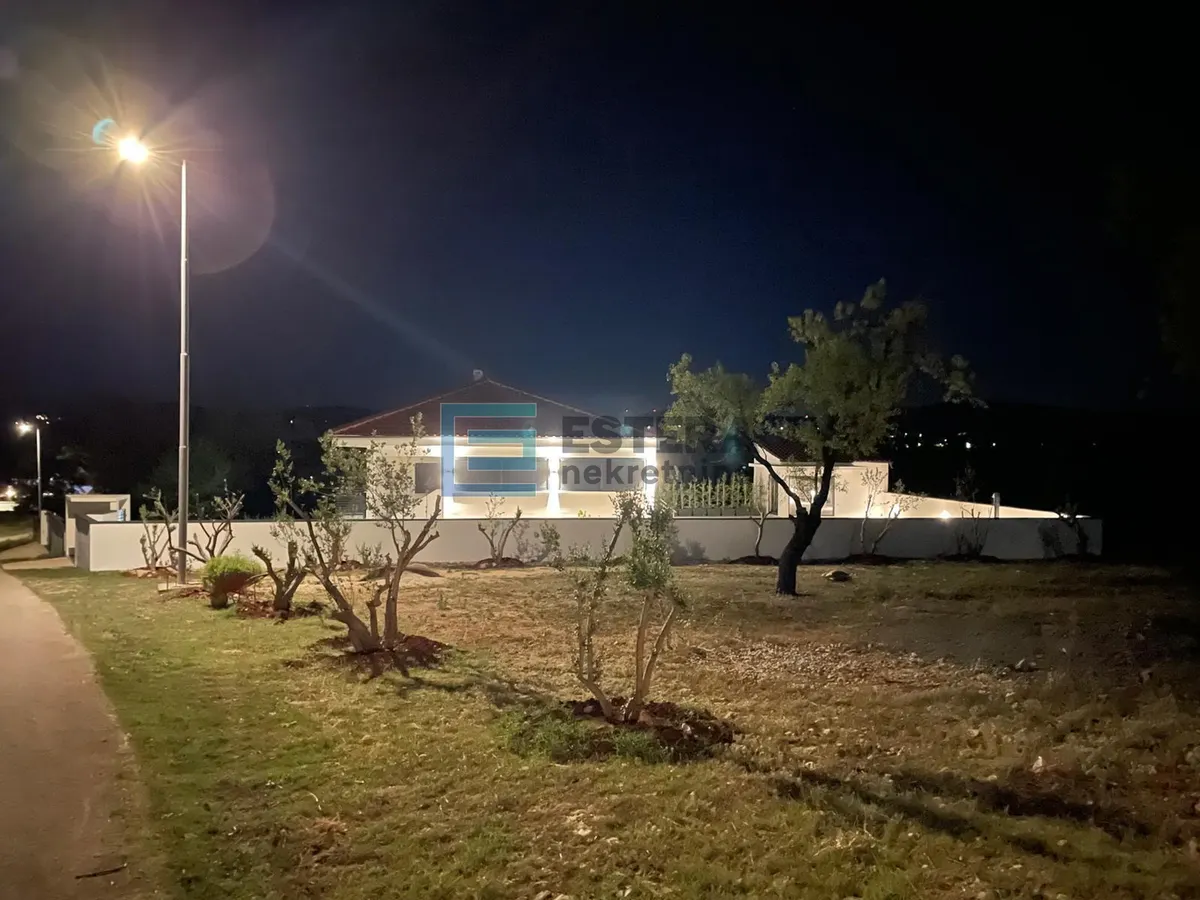 Kuća - Donja Jagodnja, 162m2