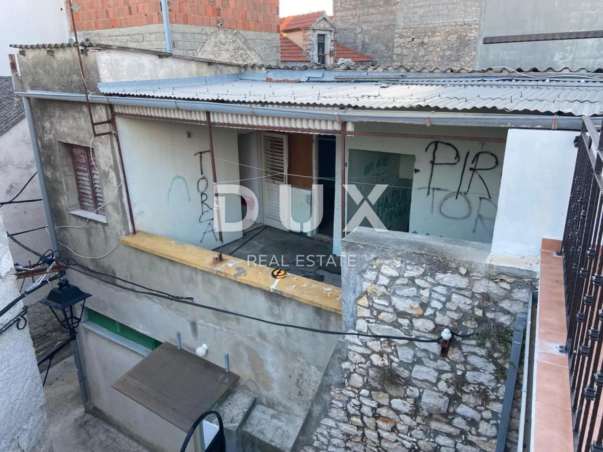 Kuća - Pirovac, 136m2