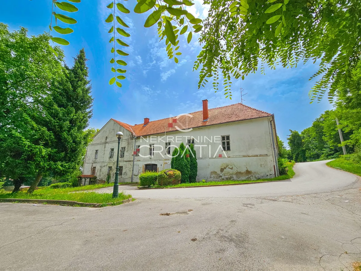 House - Vinica, 2000m2