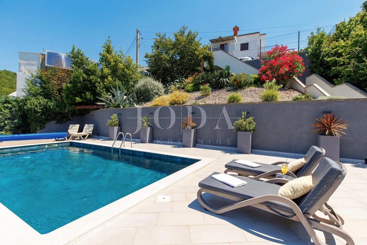 Kuća - Crikvenica, 230m2