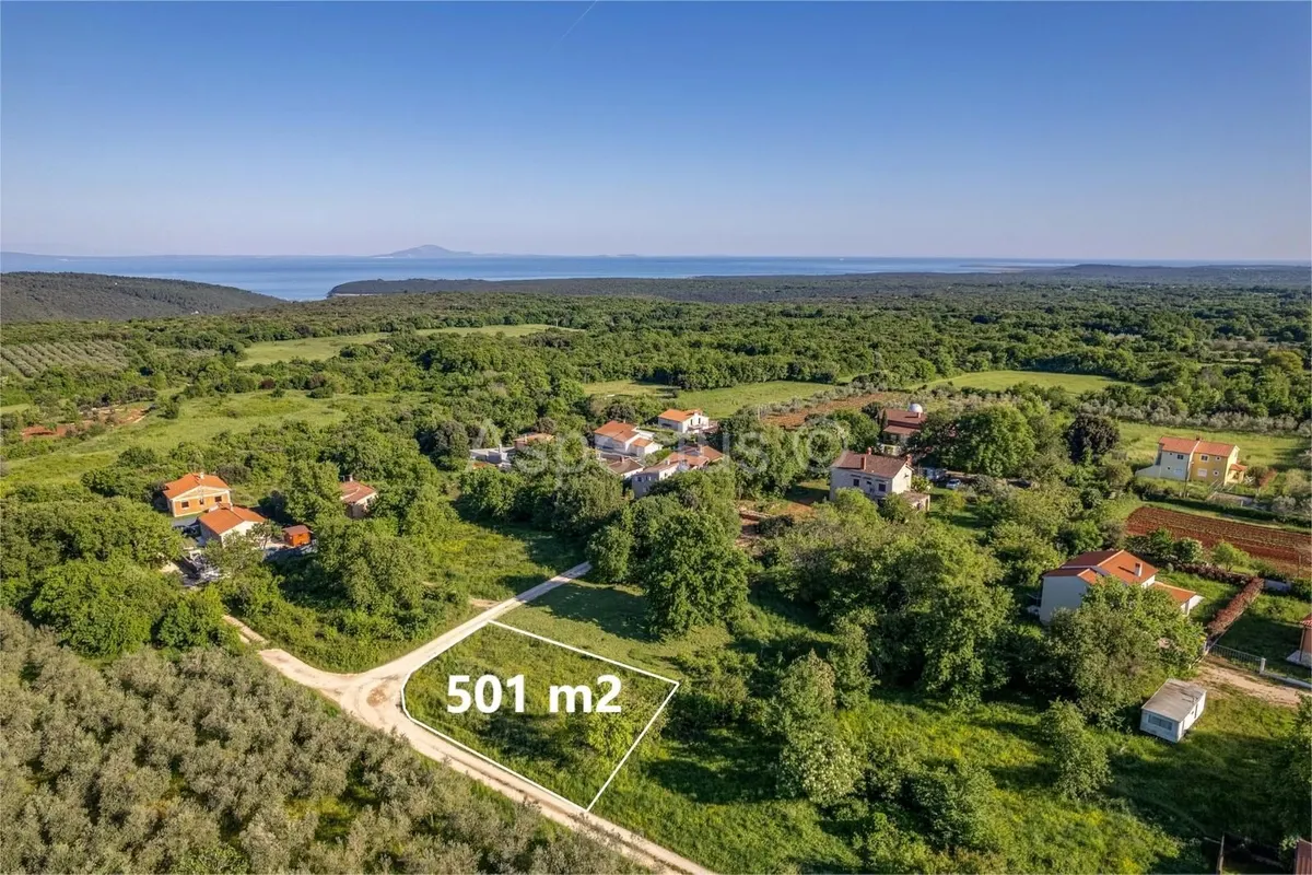 Zemljište - Ližnjan, 501m2