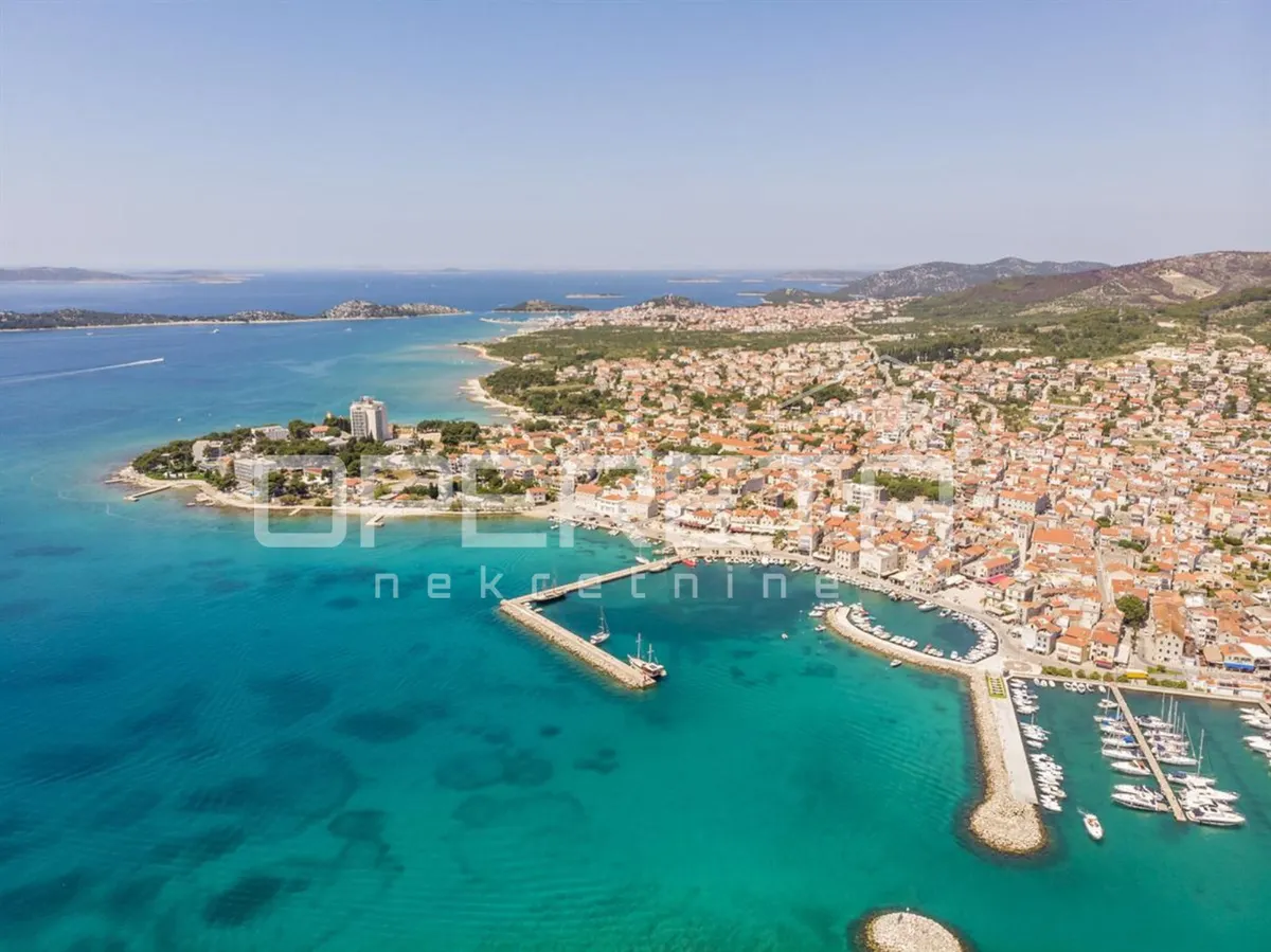 Zemljište - Obrove, Vodice, Vodice, 600m2