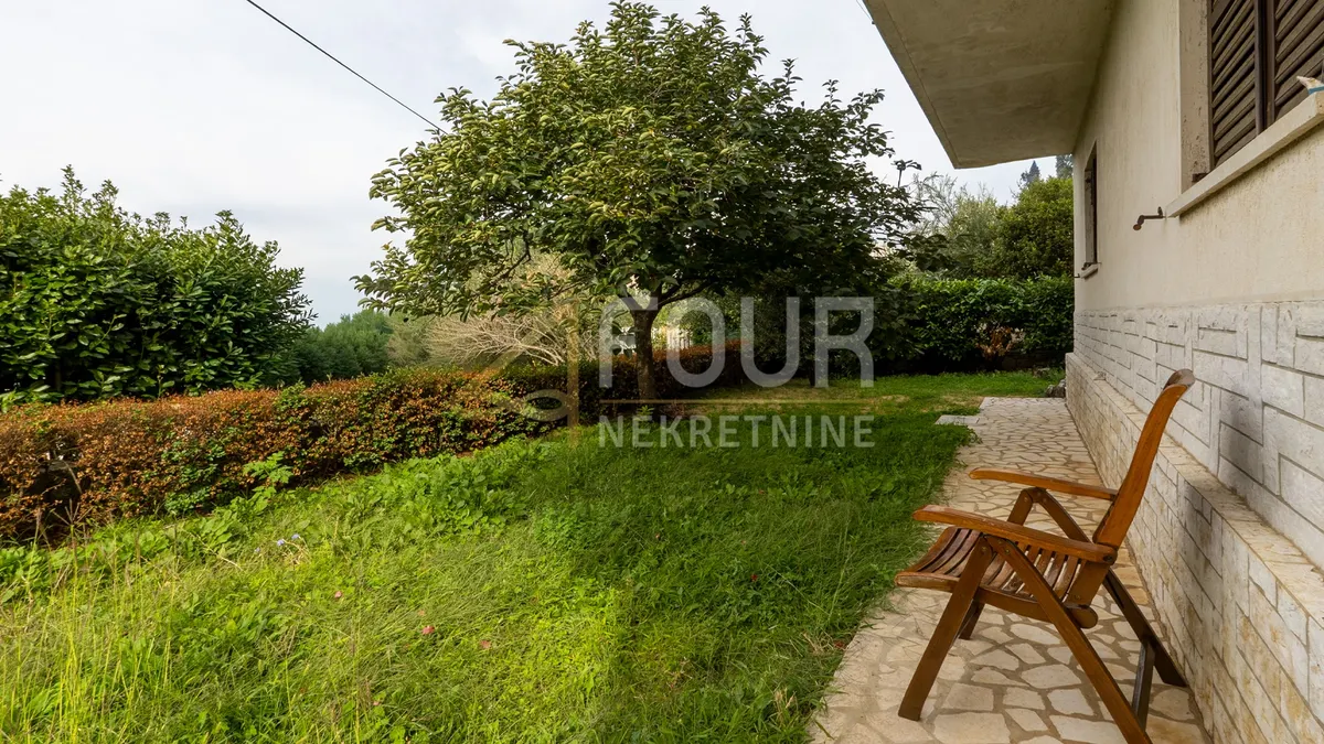 Kuća - Kostrena, 300m2