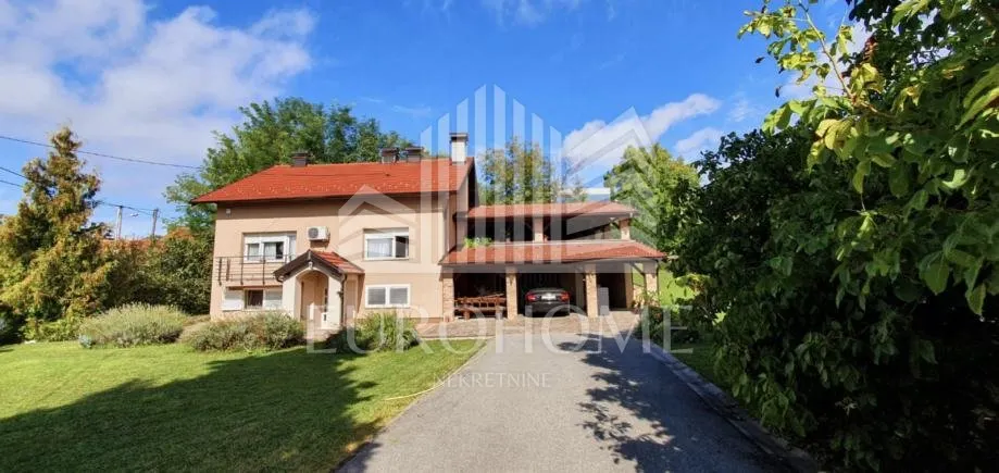 House - Podsused - Vrapče, 400m2