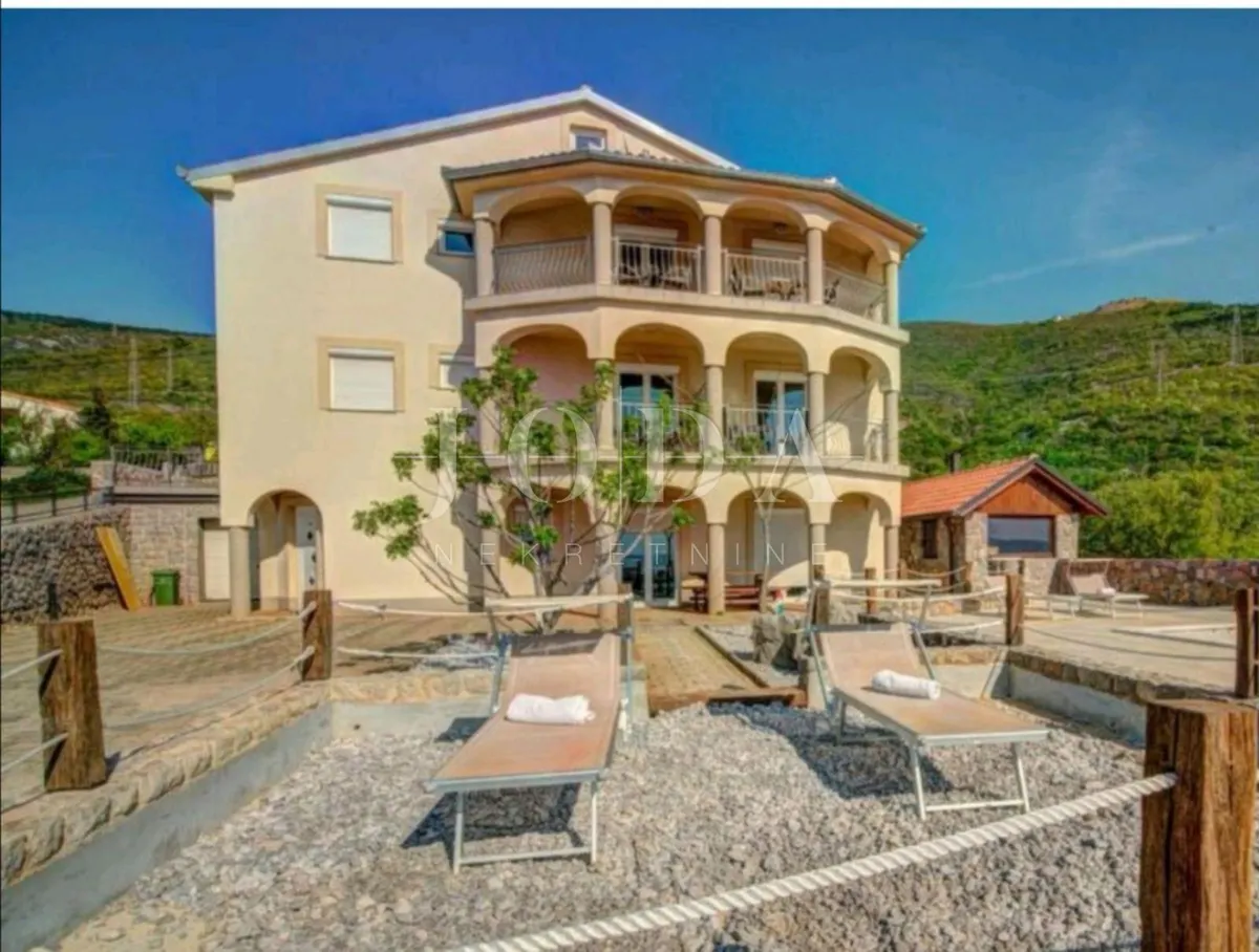 Kuća - Senj, 450m2