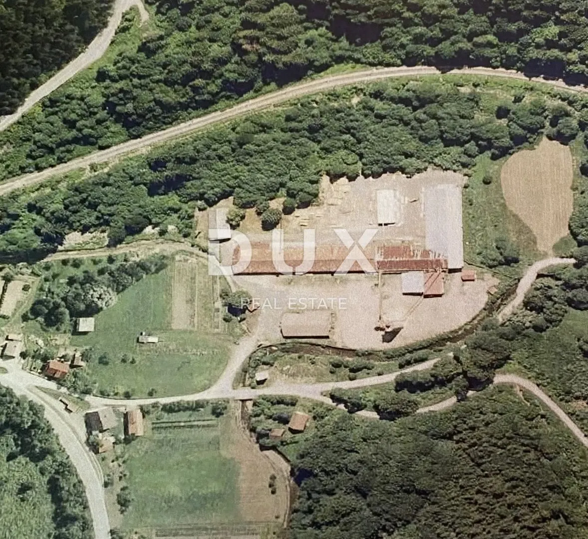 Poslovni Prostor - Brod Moravice, 17210m2