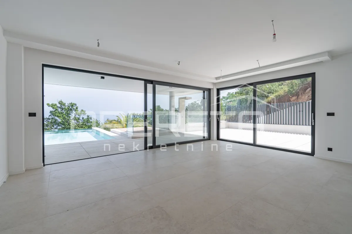 Apartment - Opatija, Opatija, Opatija, 238m2