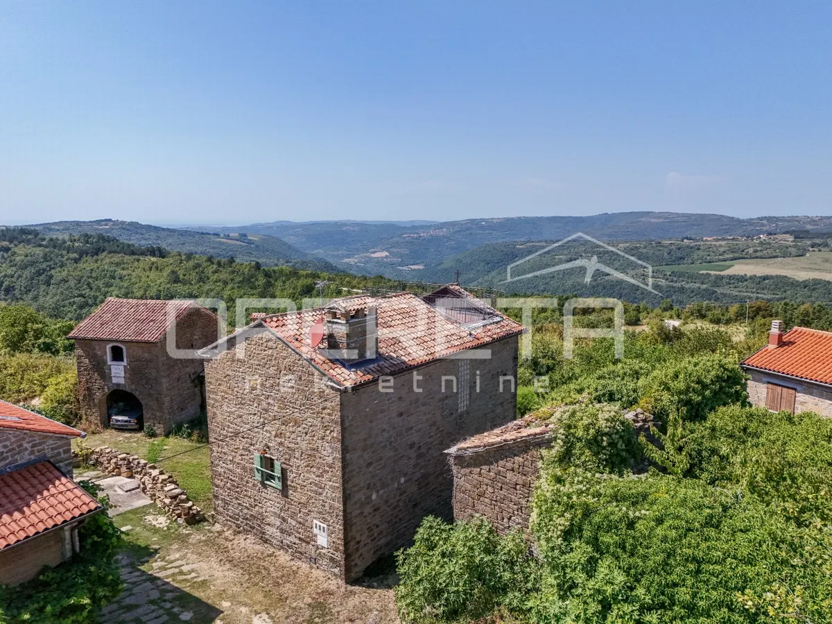 Kuća - Buje, Buje, Buje, 200m2