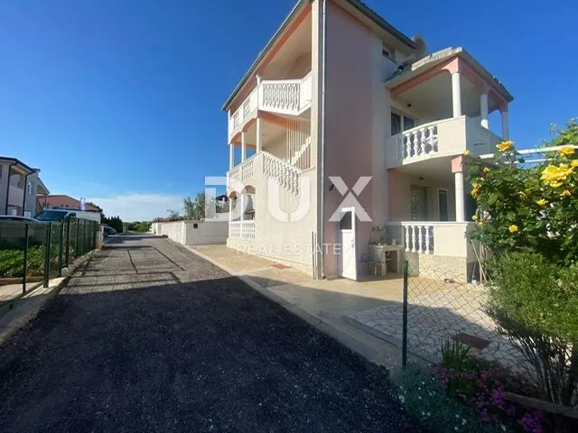 Kuća - Fažana, 280m2