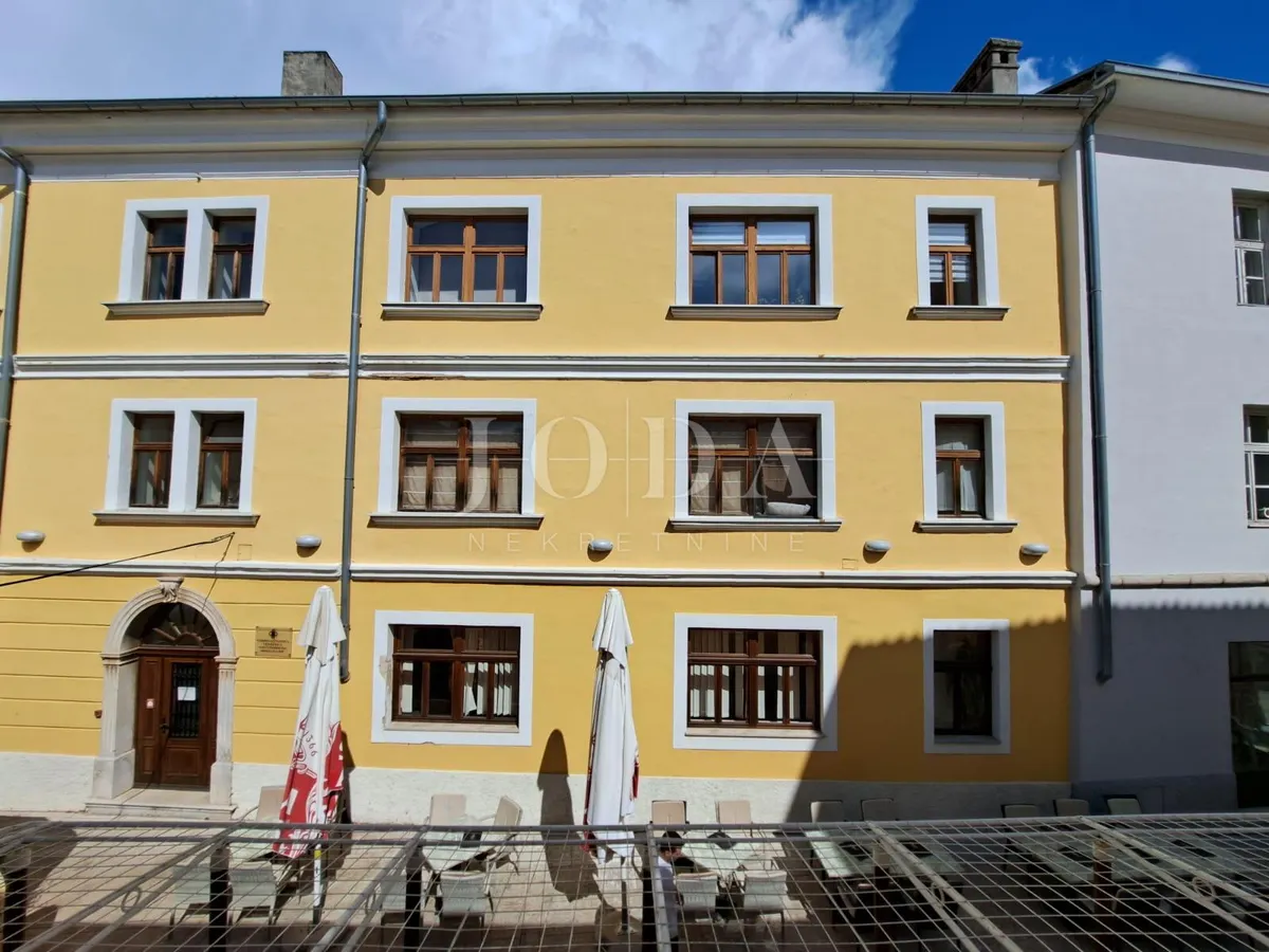 Poslovni Prostor - Novi Vinodolski, 173.71m2