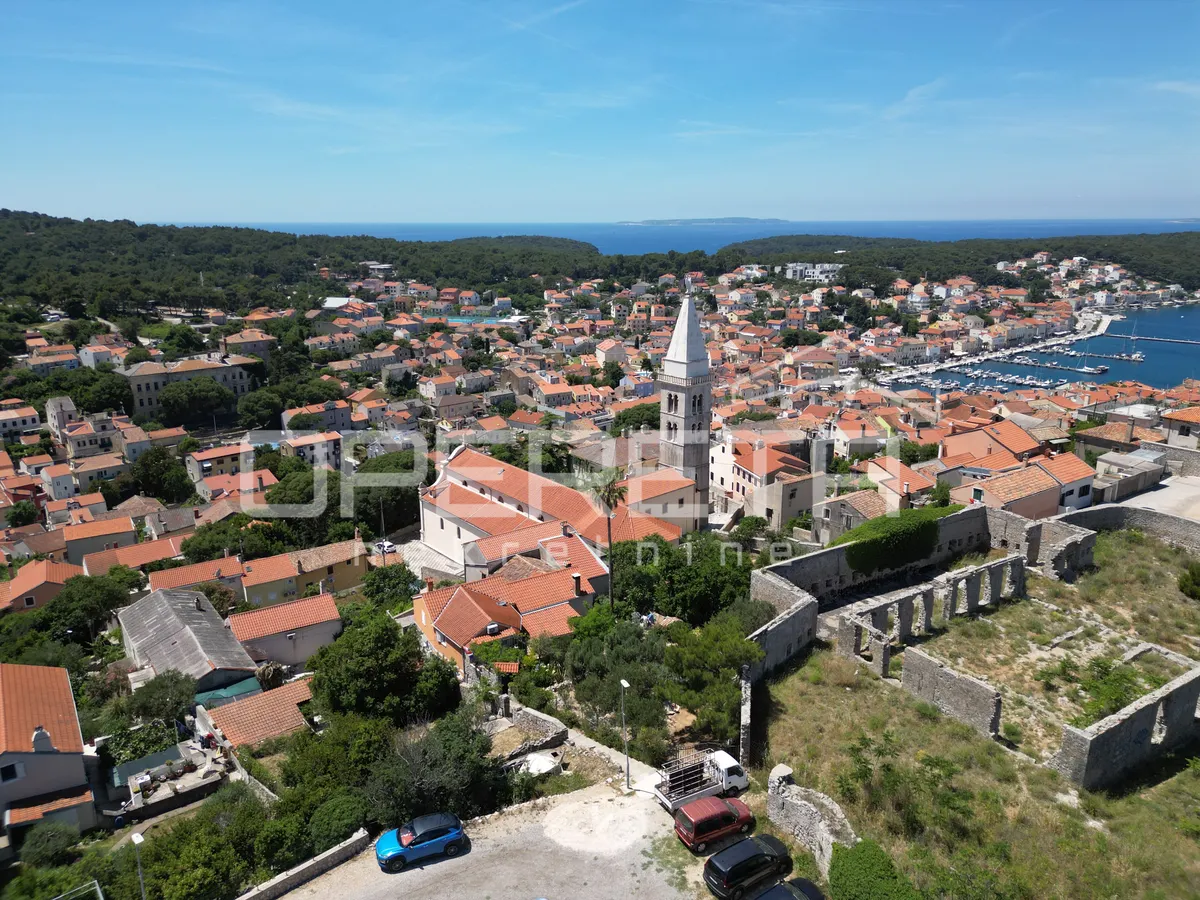 Kuća - Kaštel, Mali Lošinj, Mali Lošinj, 142m2