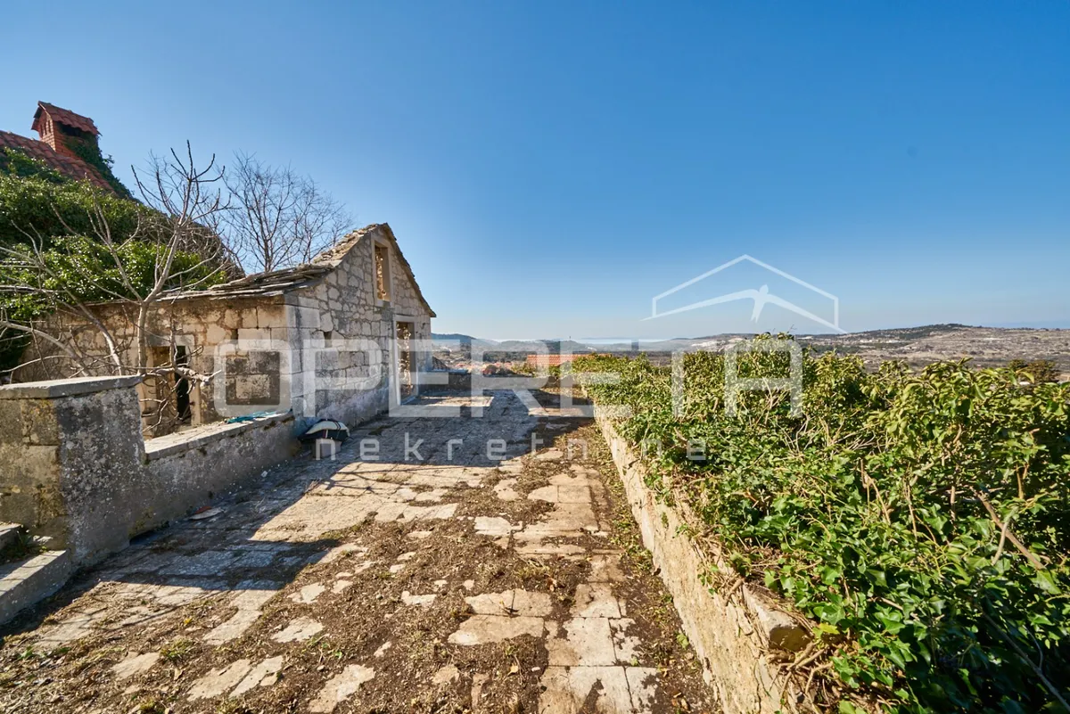 Zgrada - Kalčić, Nerežišća, Nerežišća, 1841m2