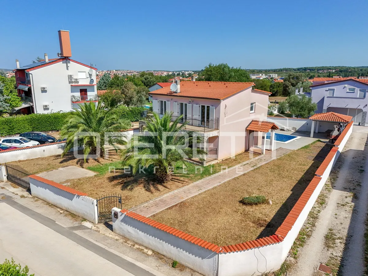 House - Šantamarina, Pula, Pula, 100m2