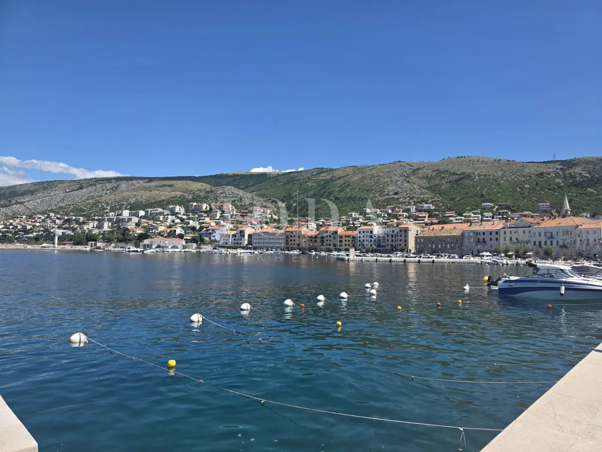 House - Senj, 192.54m2