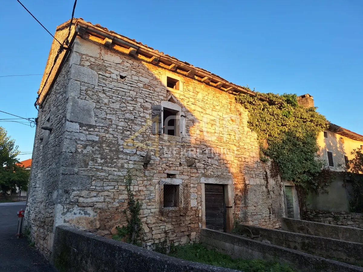 Kuća - Marčana, 176m2
