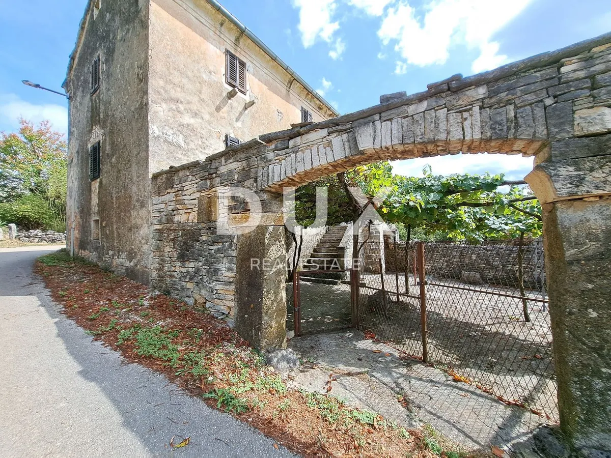 Kuća - Oprtalj, 460m2