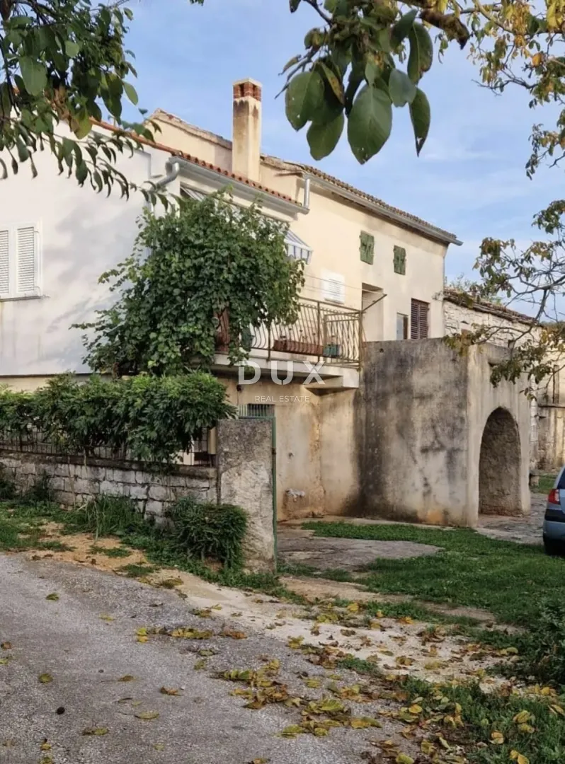 Kuća - Kanfanar, 230m2