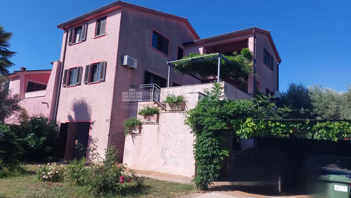 Kuća - Poreč, 286m2