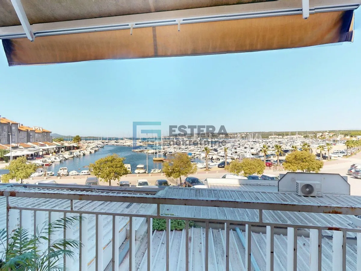 Stan - Biograd na Moru, 79m2