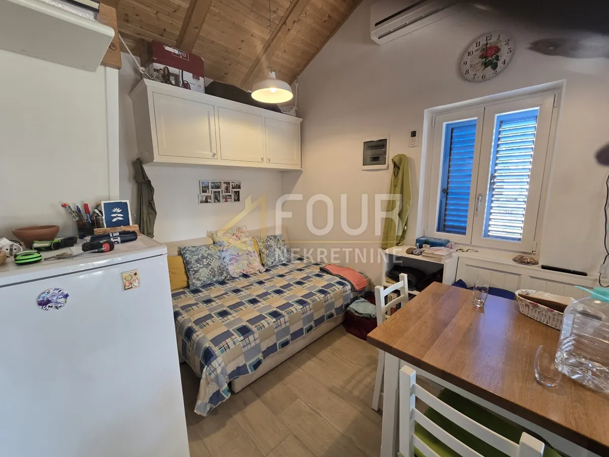 Kuća - Cres, 18m2