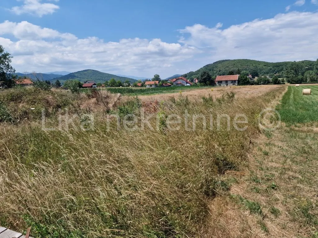Land - Otočac, 3530m2