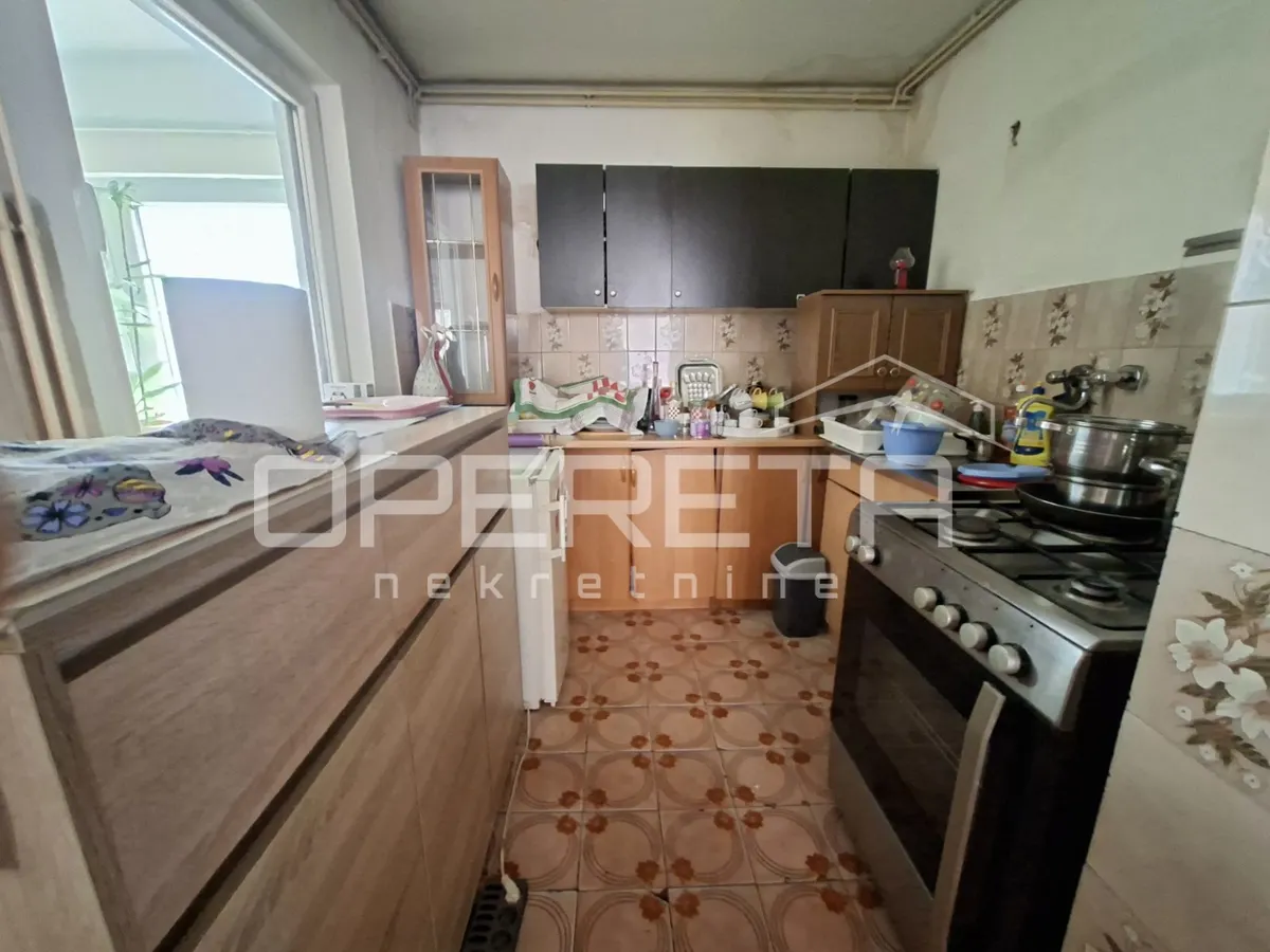 Kuća - II Kanalski put I odvjak, Pešćenica, Zagreb, 238m2