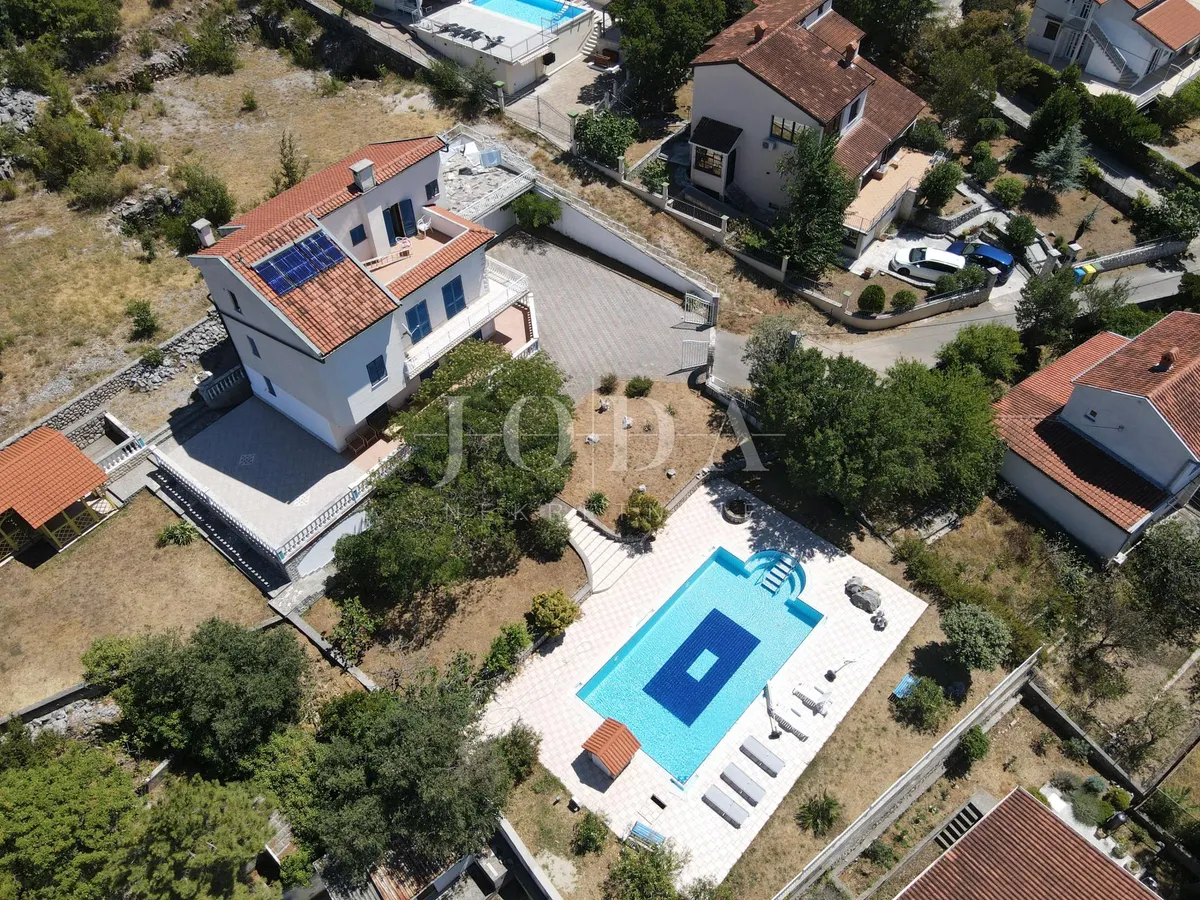 Kuća - Crikvenica, 400m2