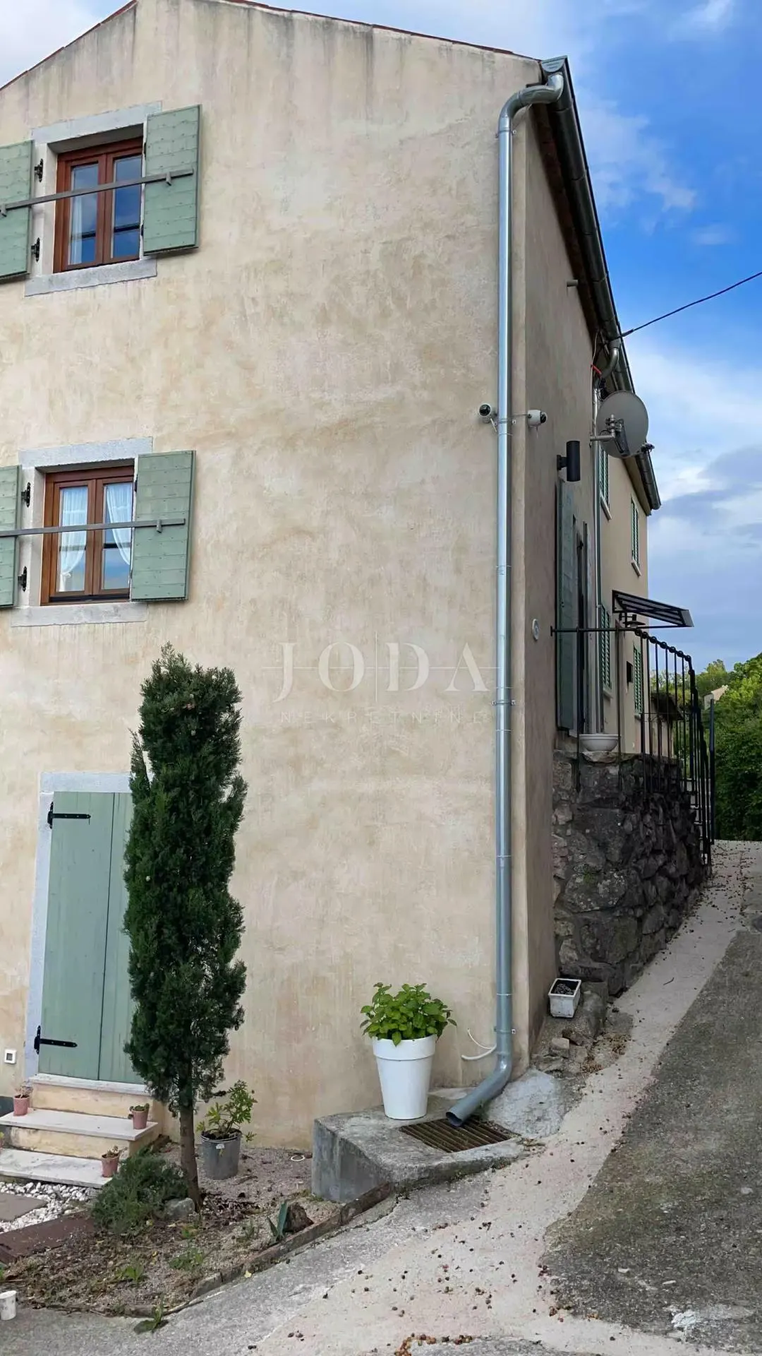 Kuća - Dobrinj, 71m2