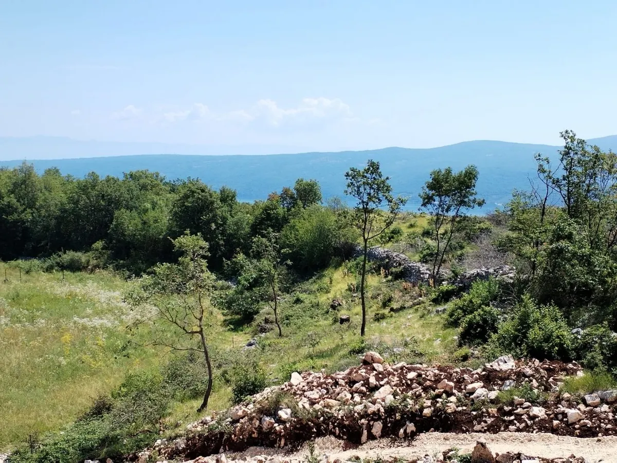 Zemljište - Kršan, 674m2