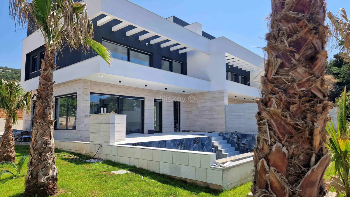 House - Novalja, 220m2