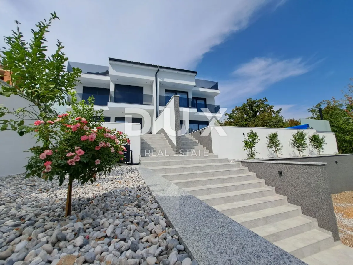 Kuća - Lovran, 450m2