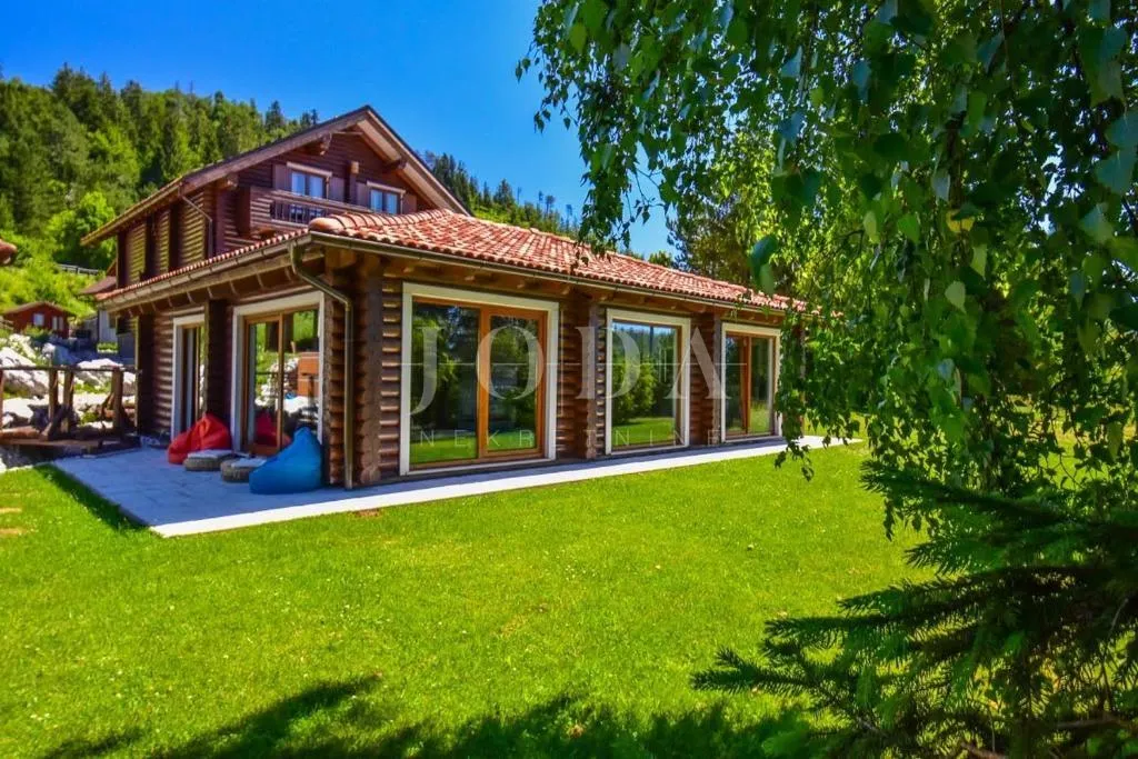Kuća - Fužine, 350m2