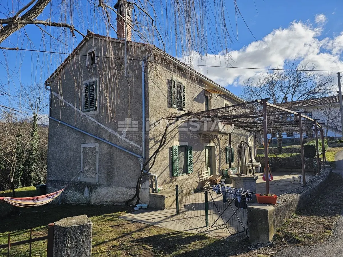 Kuća - Buzet, 520m2