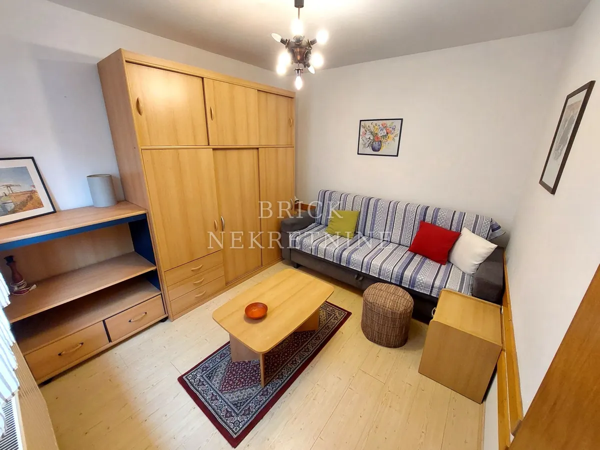Kuća - Trnje, 61m2