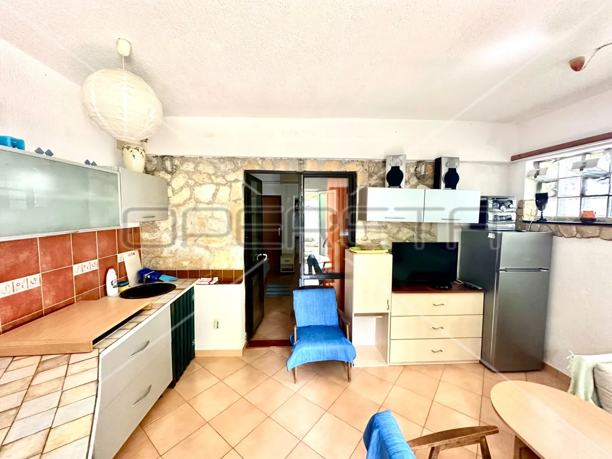 Kuća - Kulušićeva, Murter, Murter, 81m2