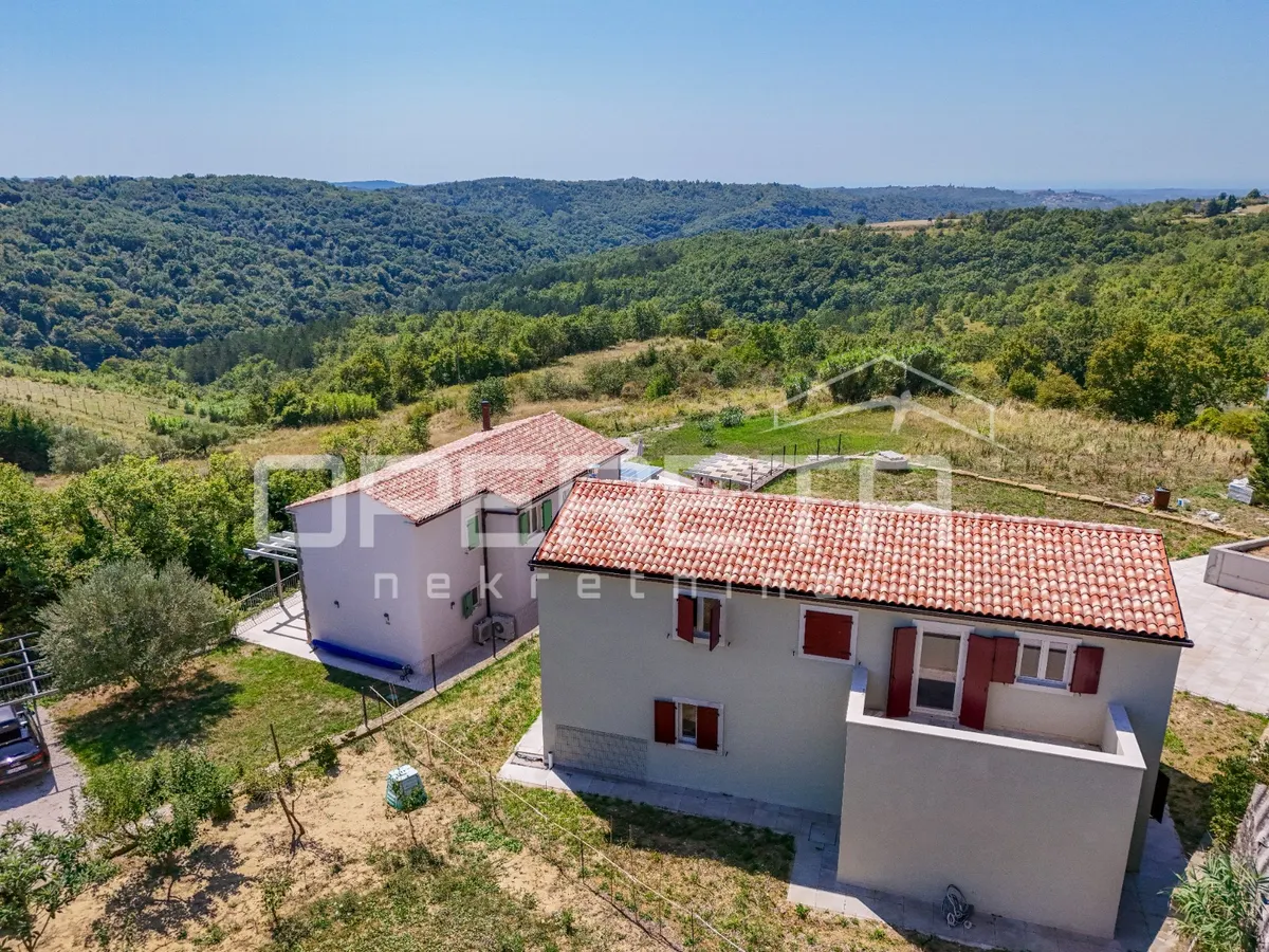 House - Buje, Buje, Buje, 200m2