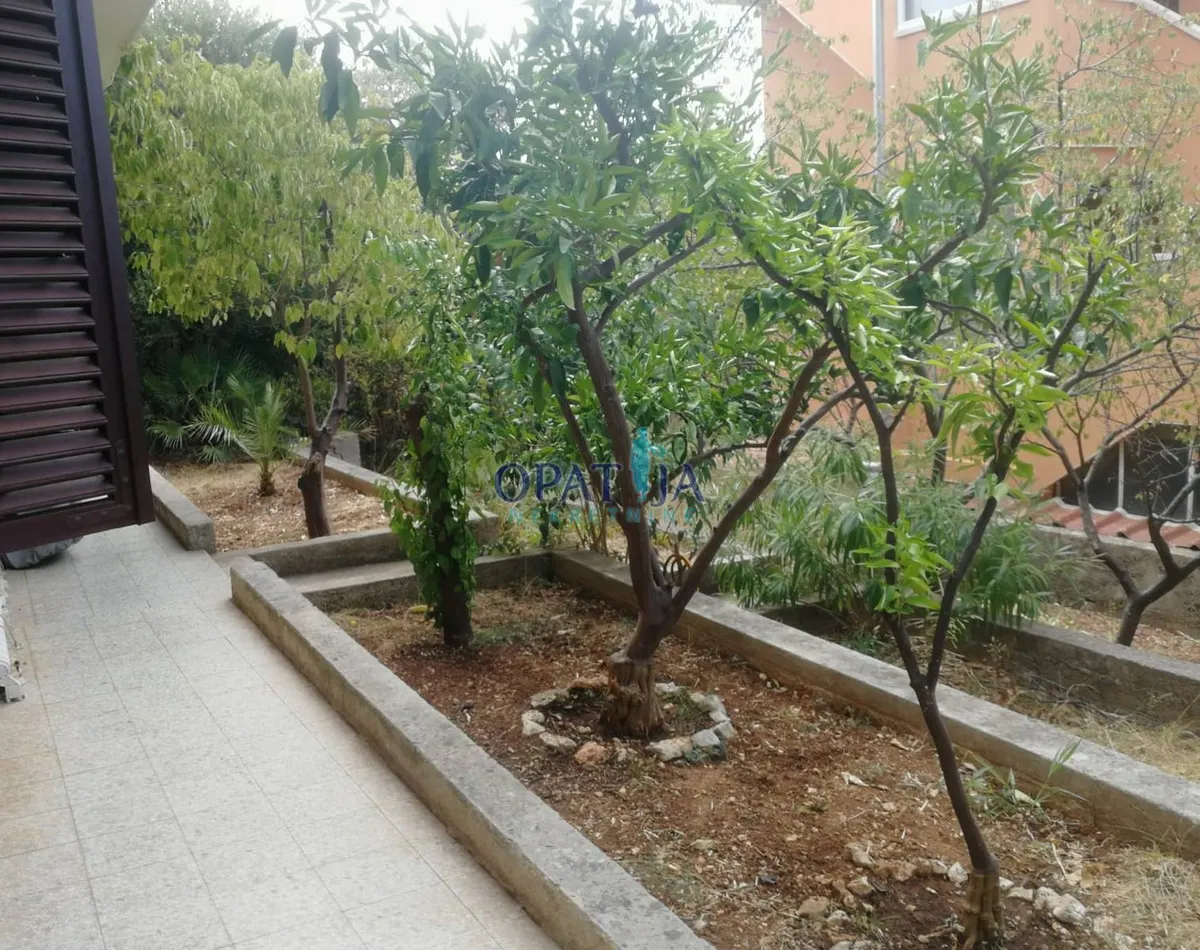 Kuća - Mali Lošinj, 300m2