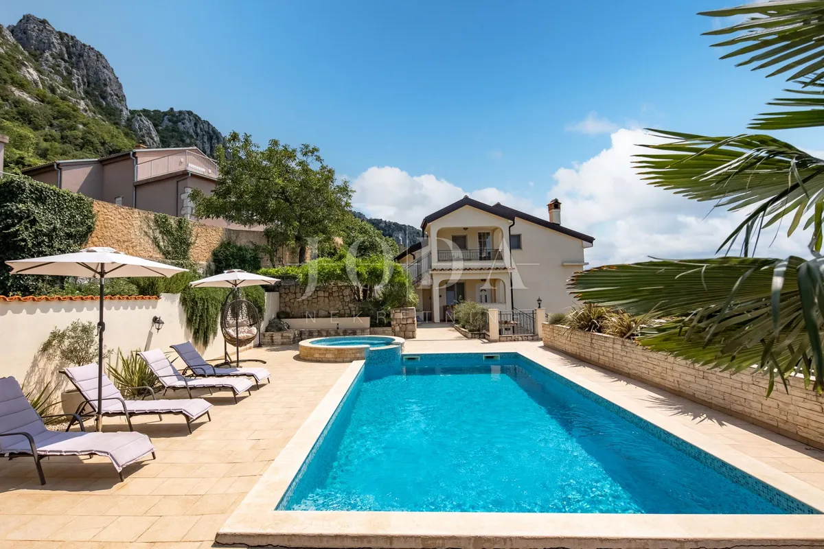 House - Vinodolska Općina, 236m2