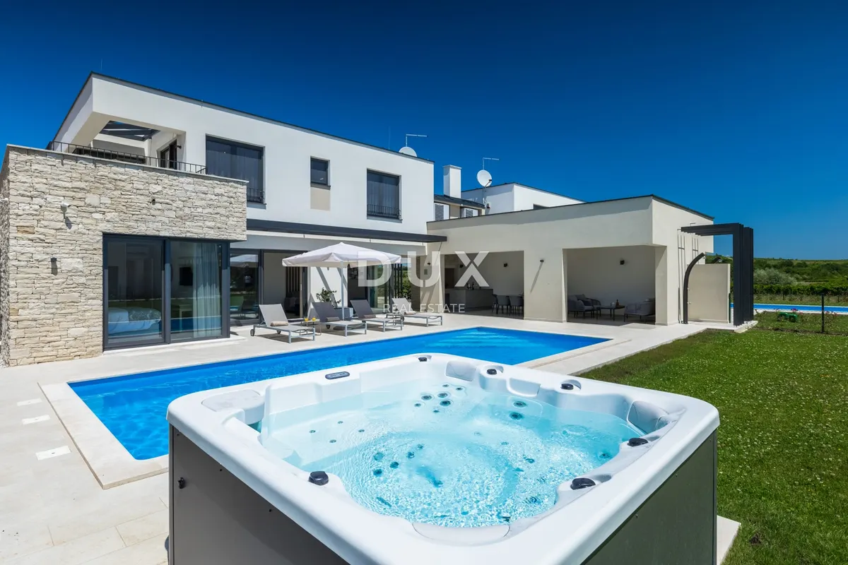 House - Brtonigla, 264m2