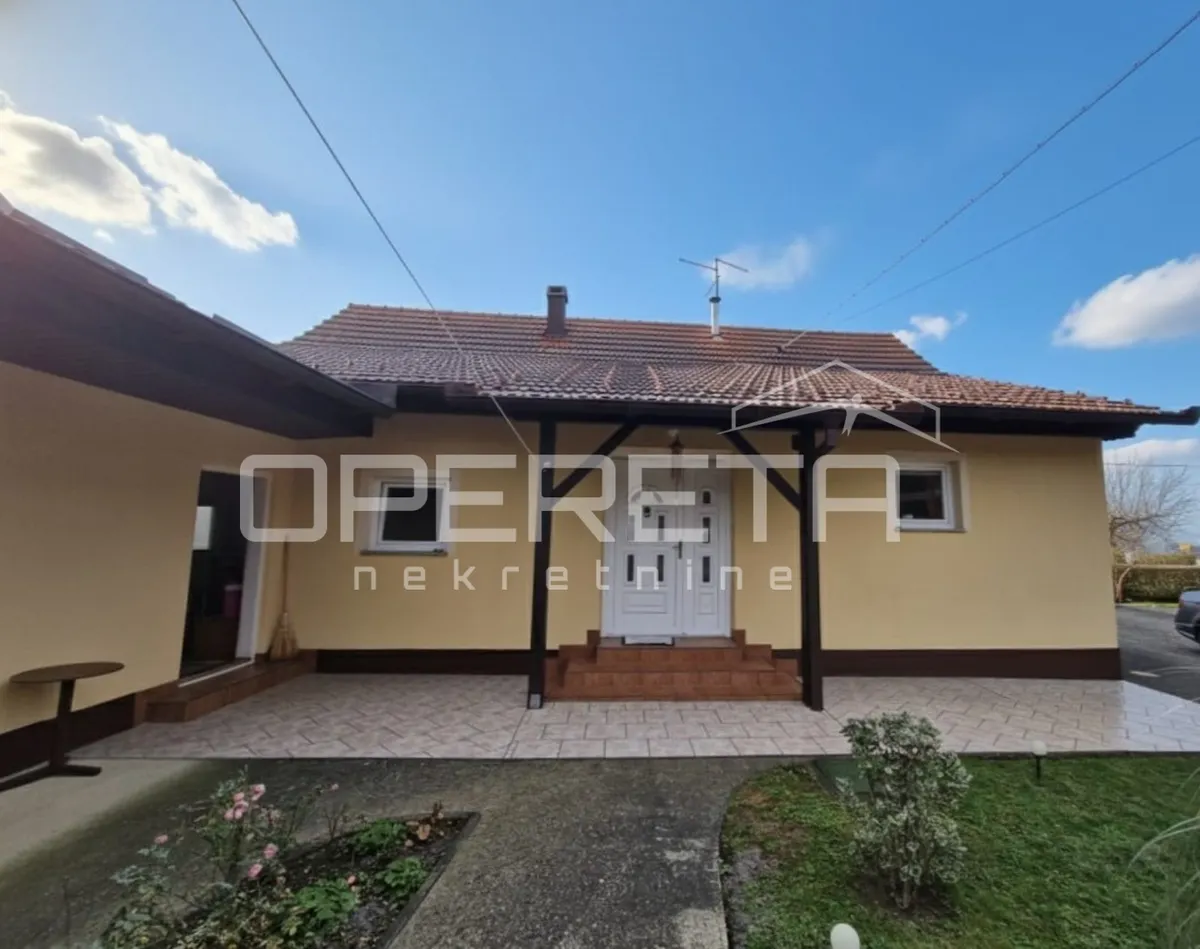 Kuća - Ilije Gregorića, Zaprešić-okolica, Zaprešić-okolica, 218m2